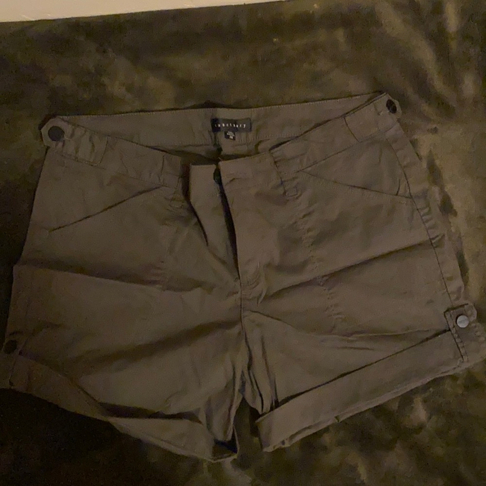 Sanctuary army green shorts size 29